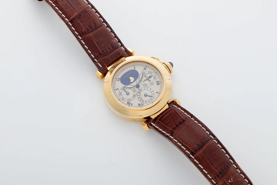 Pasha Quartz Perpetual Calendar Ref. 30003 in 18k Yellow Gold
