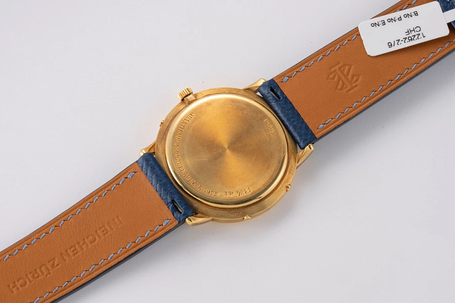 Quanitème Perpetual Calendar Ref. 25657 in 18k Yellow Gold