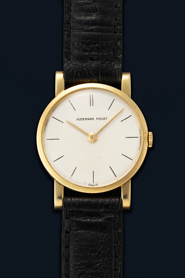 Ladies Watch in 18k Yellow Gold