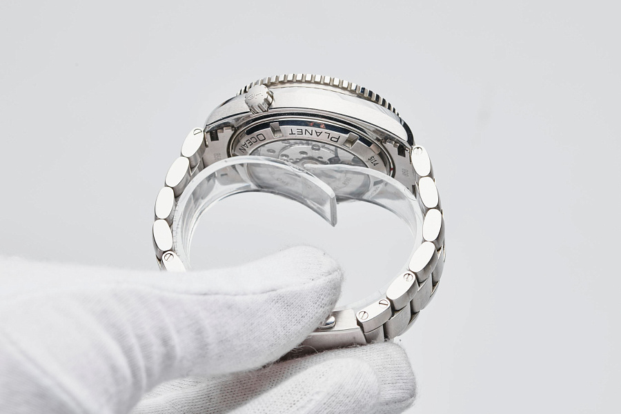 Seamaster Planet Ocean