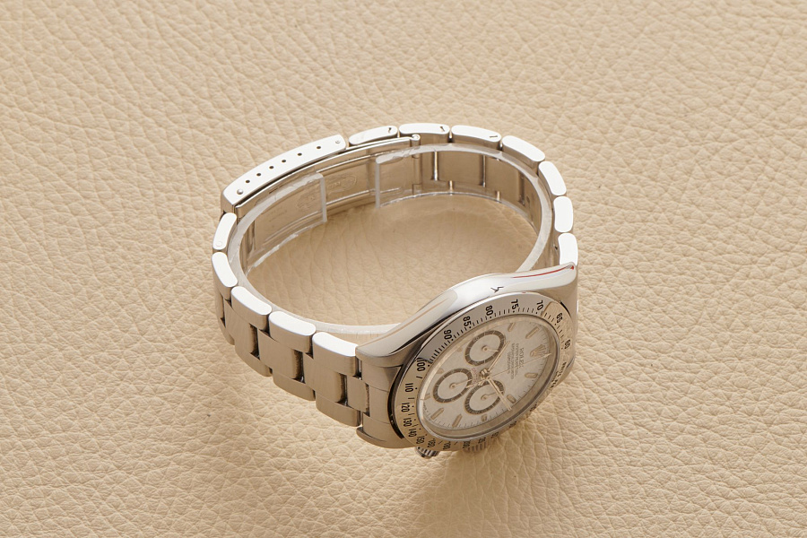 16520 Daytona 4-Lines   L-Serial