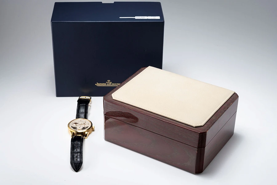 Duomètre Ref. Q6040420 in 18k Yellow Gold