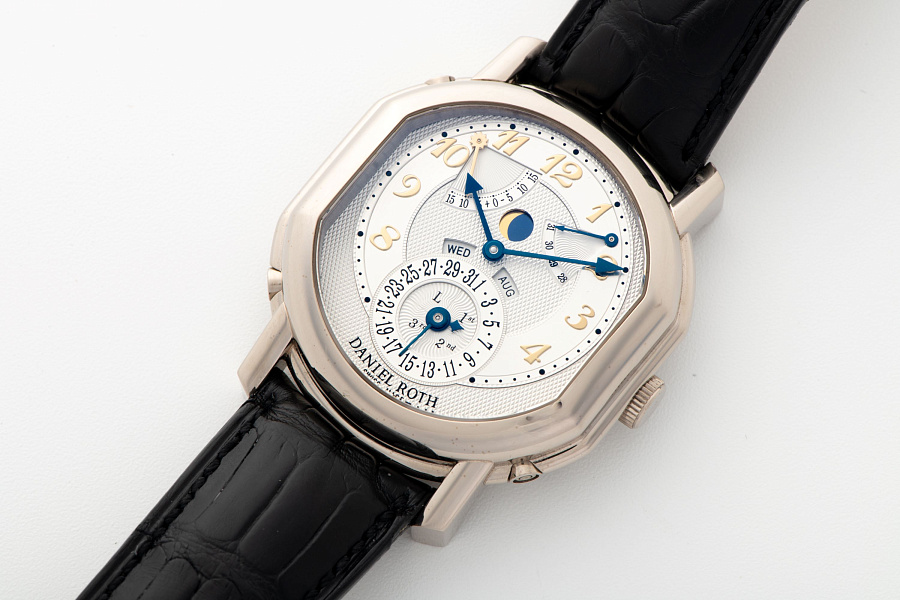 Perpetual Calendar Ref. 121.Y.60 in 18k White Gold