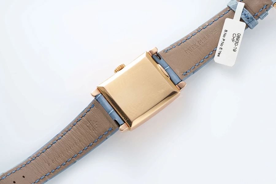 Square Ref. 2517 in 18k Rose Gold