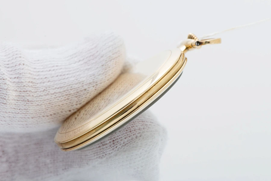 Pocket Watch in 18k Yellow Gold