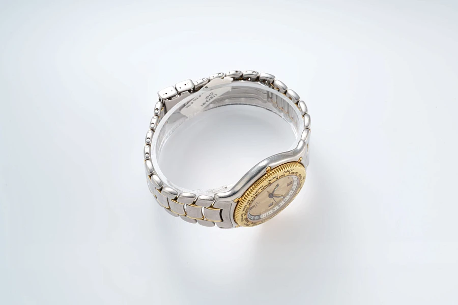Voyager World Time Ref. 1124913 in Stainless Steel and 18k Yellow Gold
