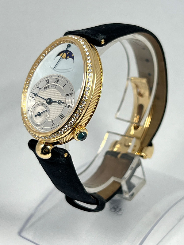 Reine de Naples Yellow Gold MOP Dial