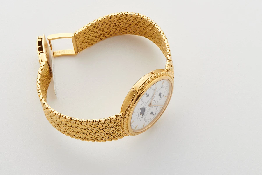 Quantième Perpetual Calendar Ref. 25549BA with Ornate Bracelet in 18k Yellow Gold