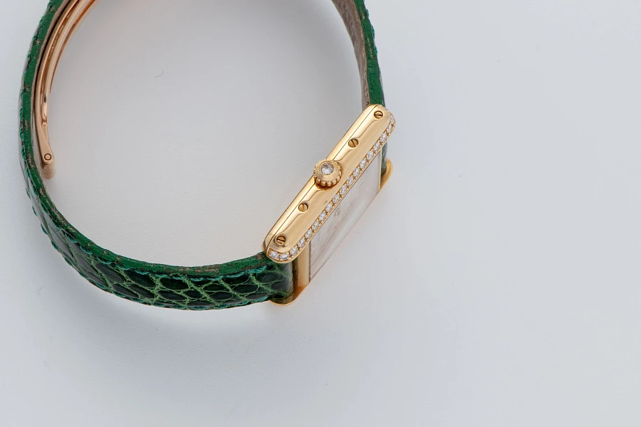 Tank Louis Ref. 11511 in 18k Yellow Gold with Diamonds