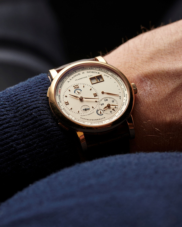 Lange 1 Time Zone