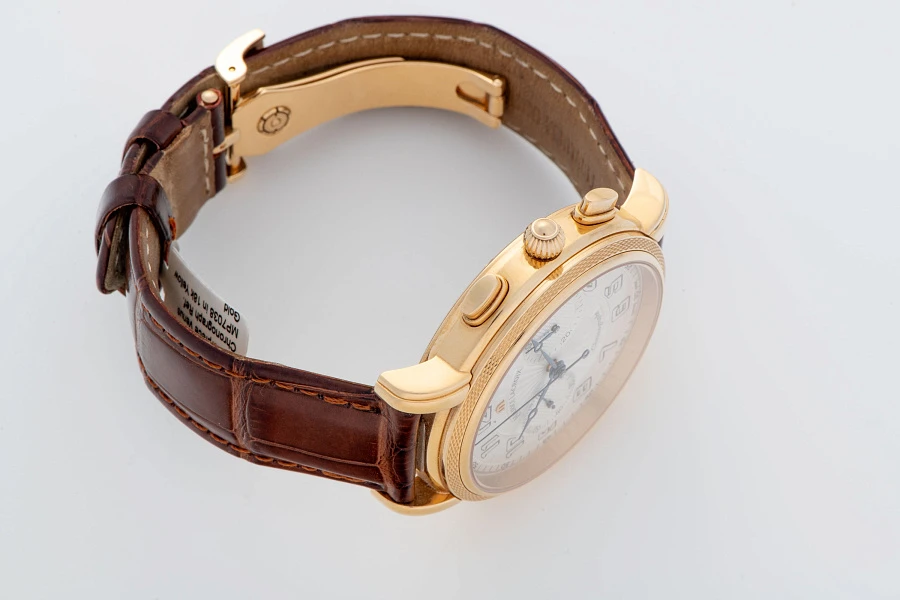Masterpiece Venus Chronograph Ref. MP7038 in 18k Yellow Gold