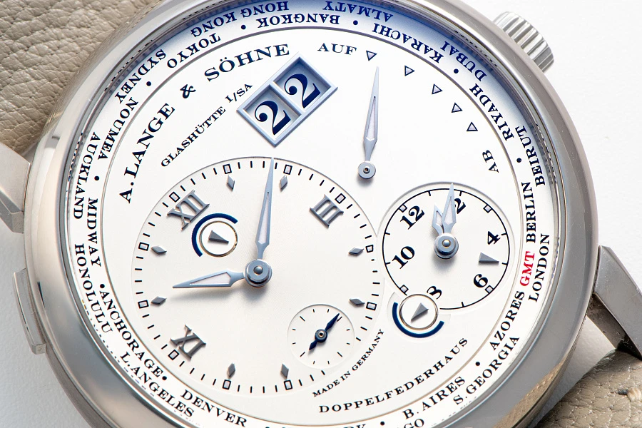 Lange 1 Timezone Ref. 116.039 in 18k White Gold