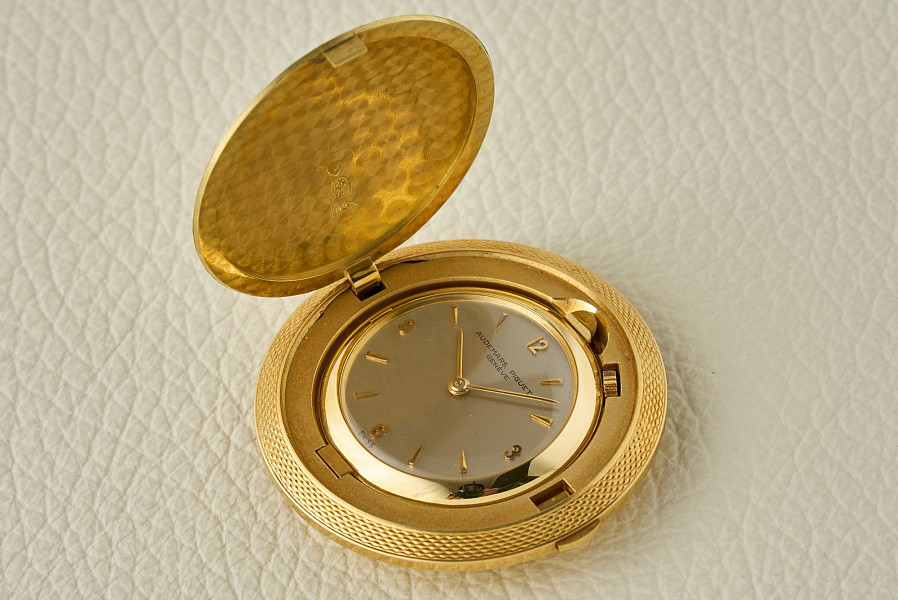 18K Gold Hinged Pocket watch