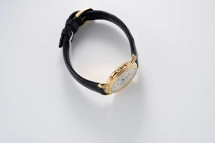 Odysseus Quartz Chronograph Ref. 165.7.3 in 18k Yellow Gold