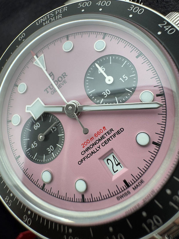 Heritage Black Bay Chronograph Inter Miami Pink 79360