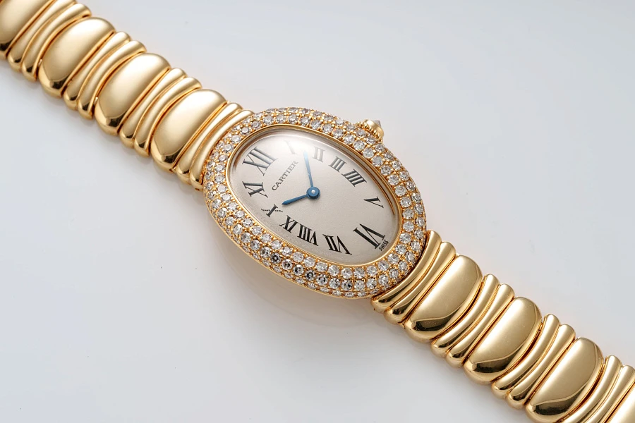 Baignoire Ref. 19501 in 18k Yellow Gold with Diamonds