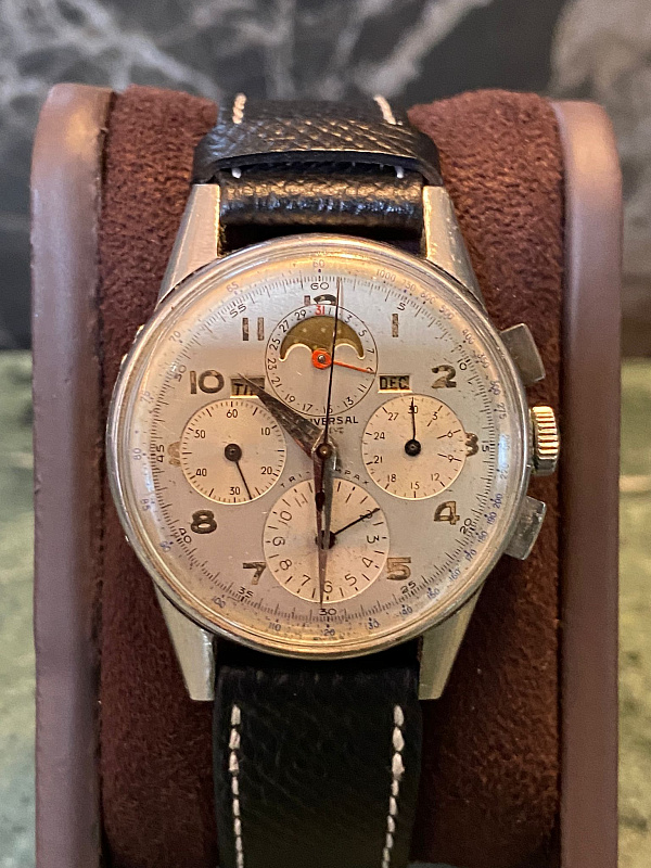 Tri-Compax Chronograph 22258