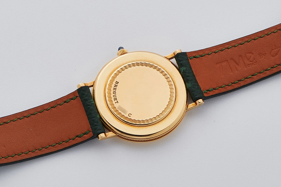 Classique Ref. 3290 Porcelain Dial