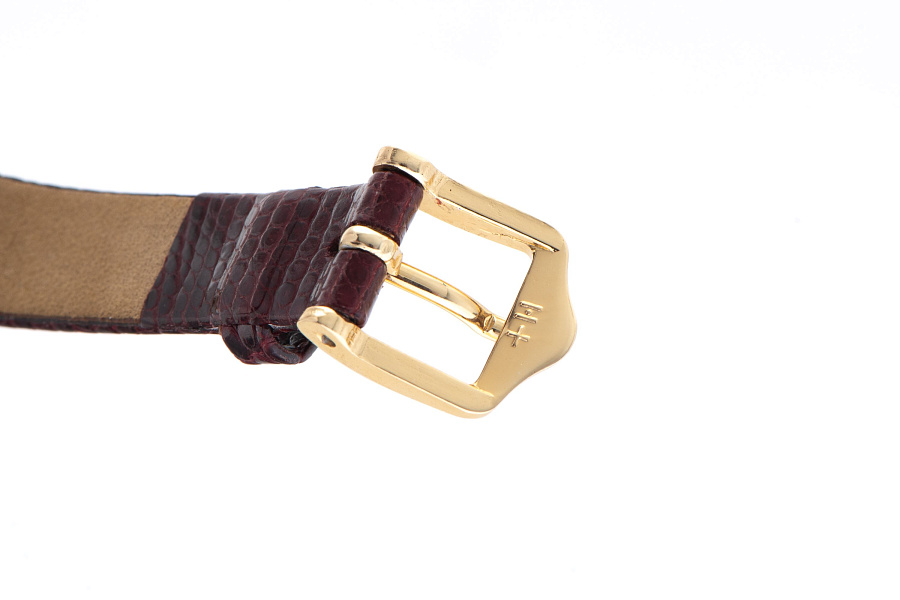 1920s  Wristwatch in 14k Yellow Gold