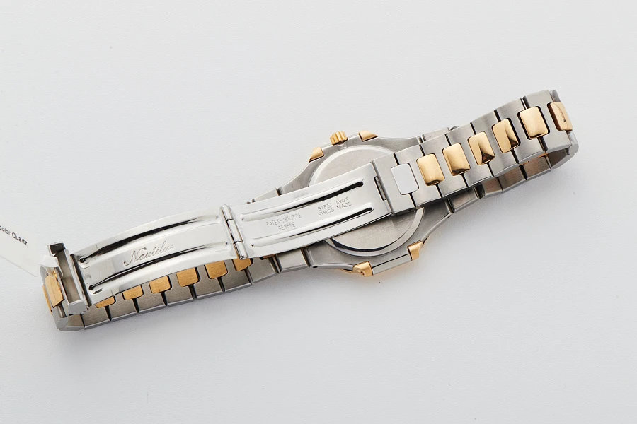 Nautilus Ref. 3900 Bicolor Quartz