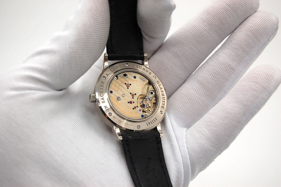 Saxonia 18k White Gold