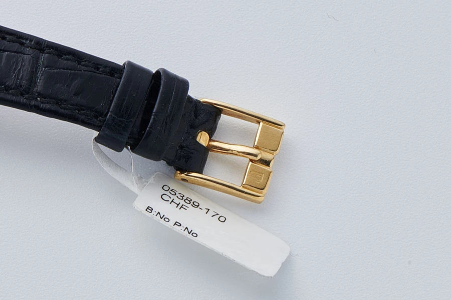 Protocole Ref. 8263 with Onyx Dial in 18k Yellow Gold