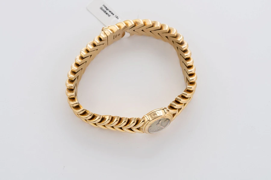 Ladies Watch Ref. 7001 in 18k Yellow Gold