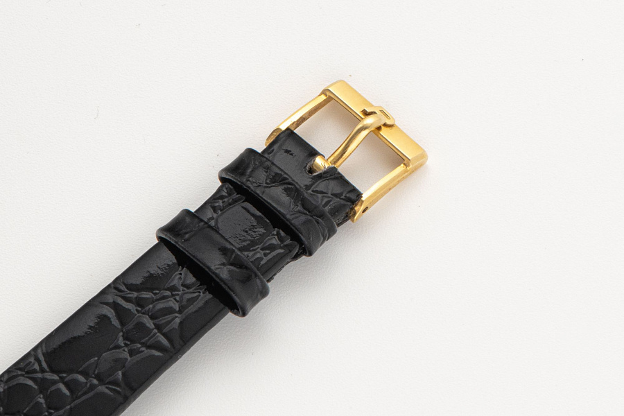 Square Clous de Paris Ref. 99014 in 18k Yellow Gold