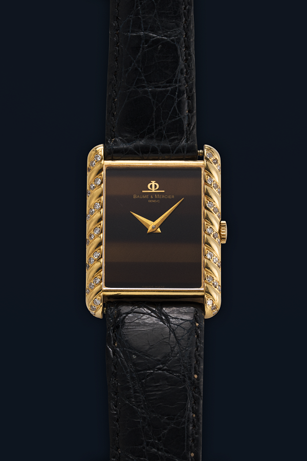 Tank with Tiger Eye Print Dial Ref. 704120 in 18k Yellow Gold