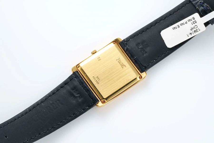 Automatic Tank Ref. 531 in 18k Yellow Gold
