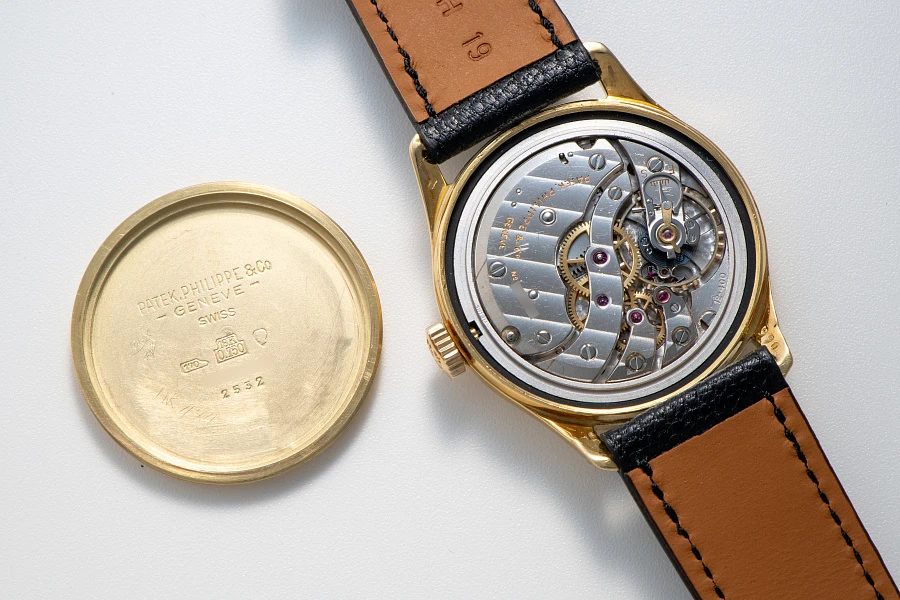 'Cuervo Y Sobrinos' Double Signed Calatrava Ref. 2532 in 18k Yellow Gold