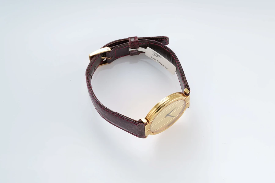 Polo Quartz Ref. 8673 in 18k Yellow Gold