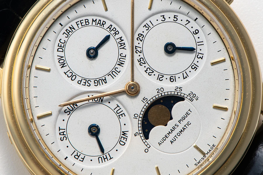 Quanième Perpetual Calendar Ref. 25657BA in 18k Yellow Gold