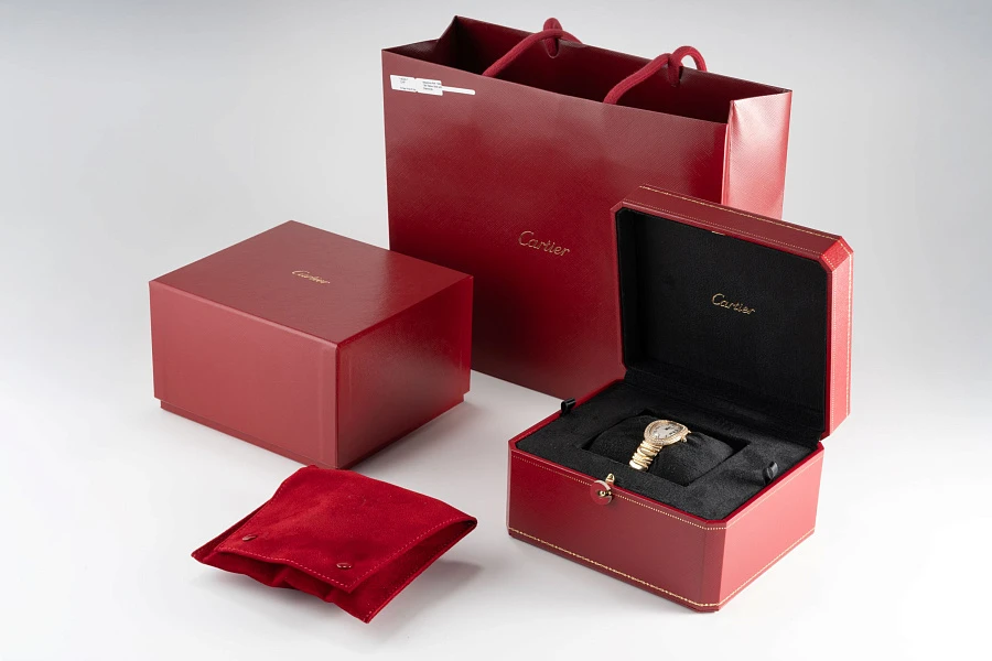 Baignoire Ref. 19501 in 18k Yellow Gold with Diamonds