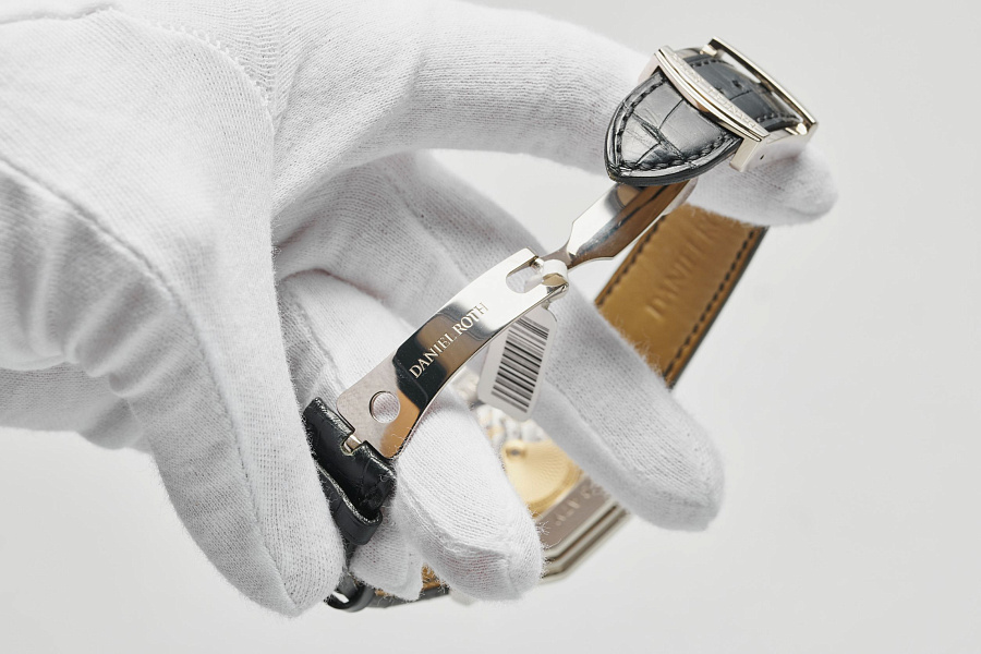 Ellipsocurvex Perpetual Calendar Chronograph
