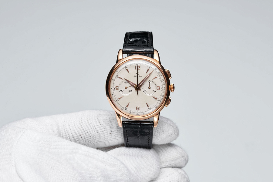 18K Rose Gold Chronograph 1950s