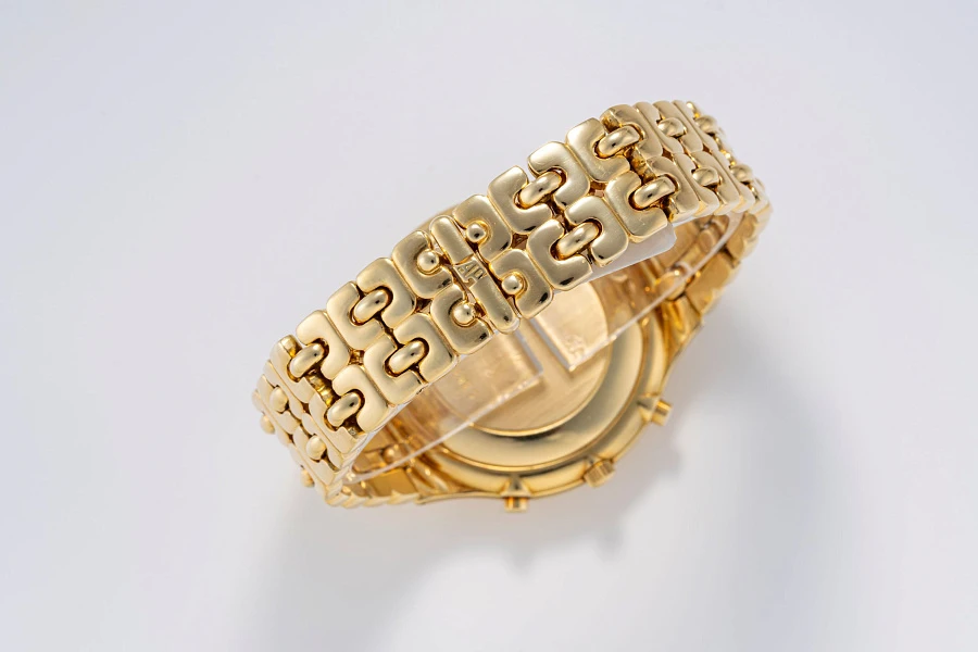 Huitième Chronograph Ref. 25645BA in 18k Yellow Gold