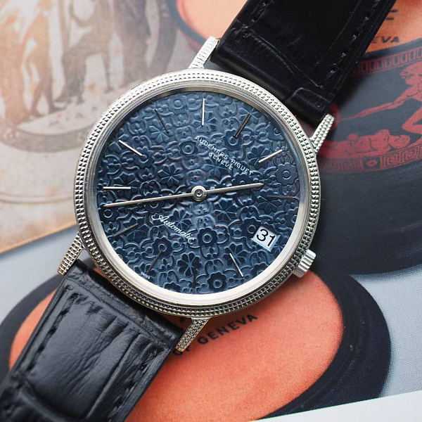 Vintage Dress Watch Clous de Paris Bezel Floral Tapisserie Dial White Gold