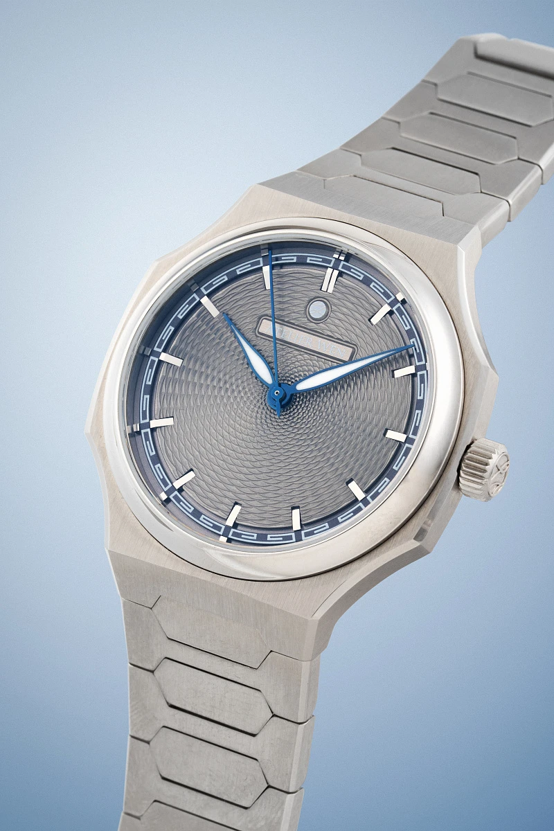 Perception V1 'Ying' in Stainless Steel