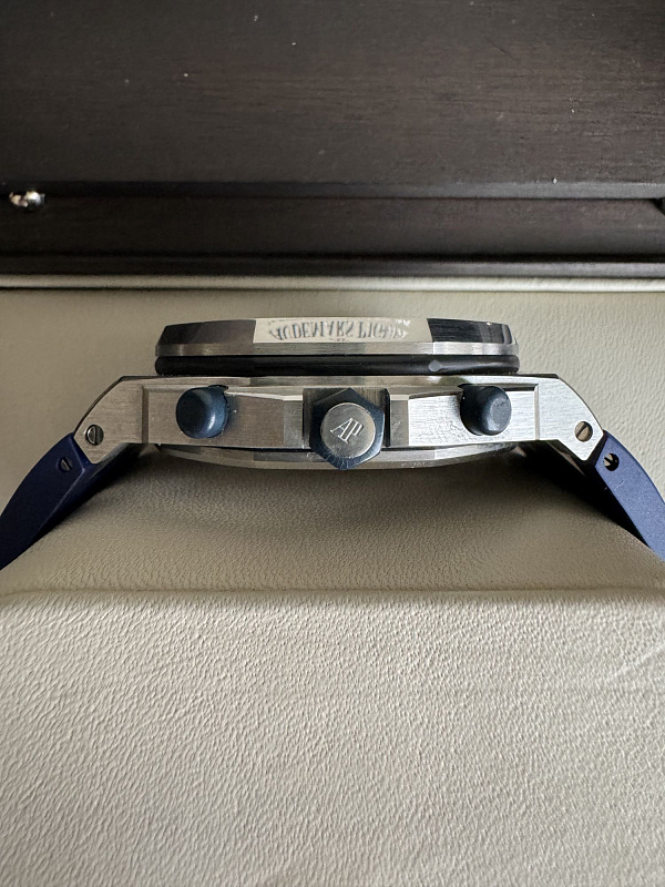 Royal Oak Offshore Chronograph ‘Navy’