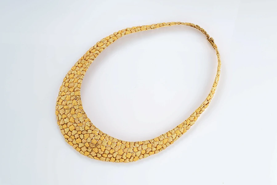 Watch and Jewelry Set in 18k Yellow Gold