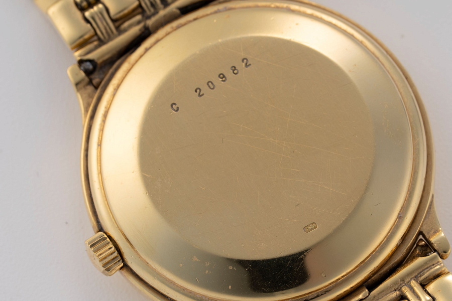 Day-Date Moonphase Ref. 25589BA in 18k Yellow Gold