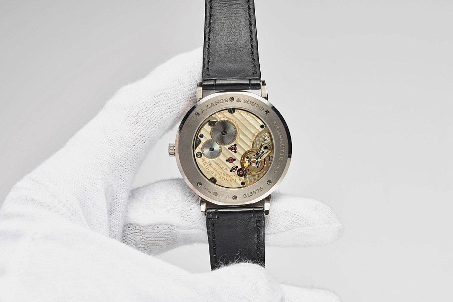 Saxonia Thin